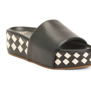 BEEK- Lux Classy  Black and Cream Platform Sandals